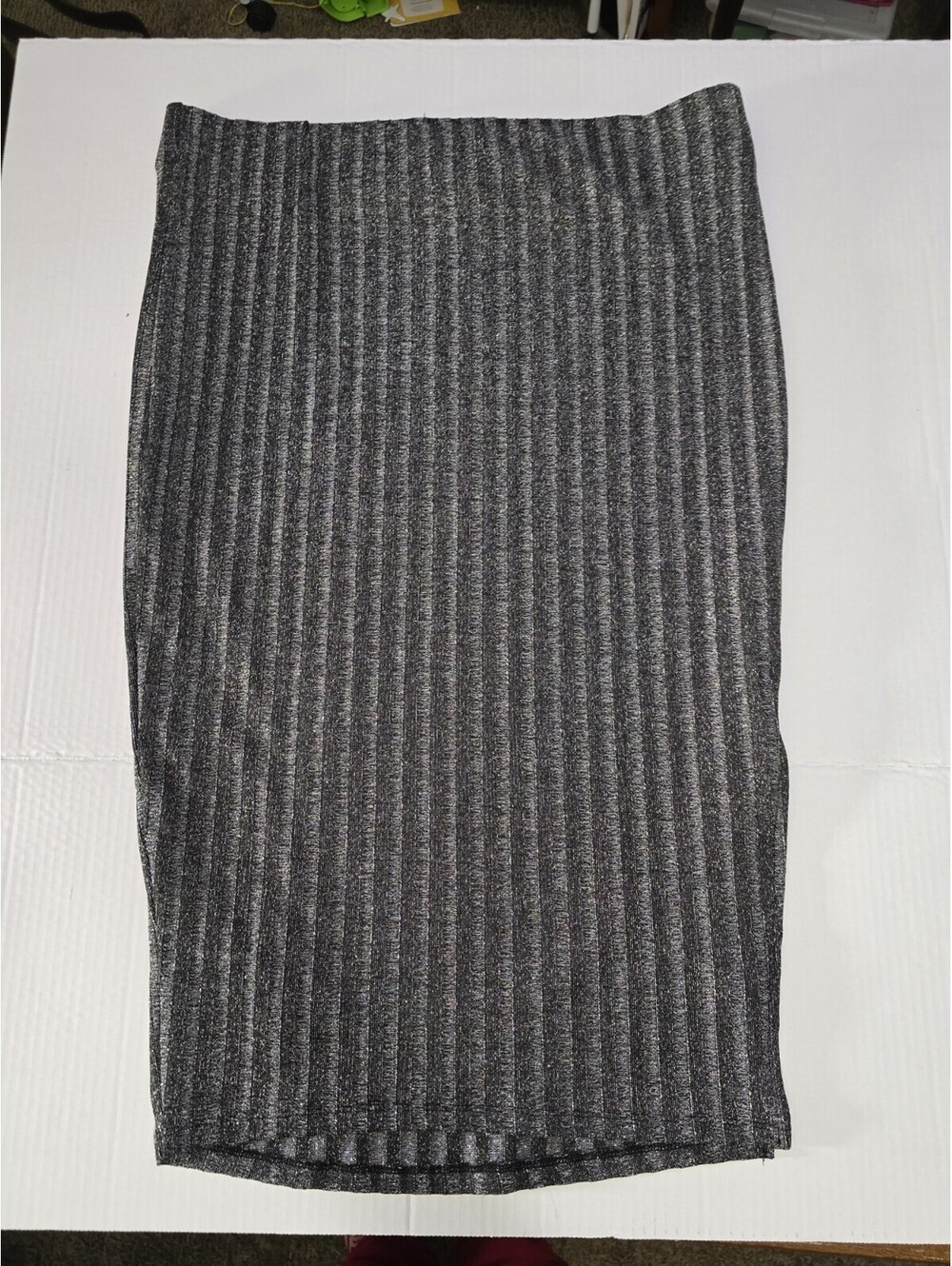 Torrid Silver Glitter Ribbed Knit Pencil Skirt 0X Side Slit Glam Sparklecore